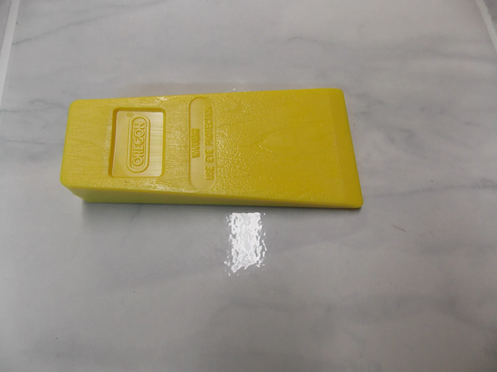 Oregon 23560 Tree falling serrated plastic wedge 10" length