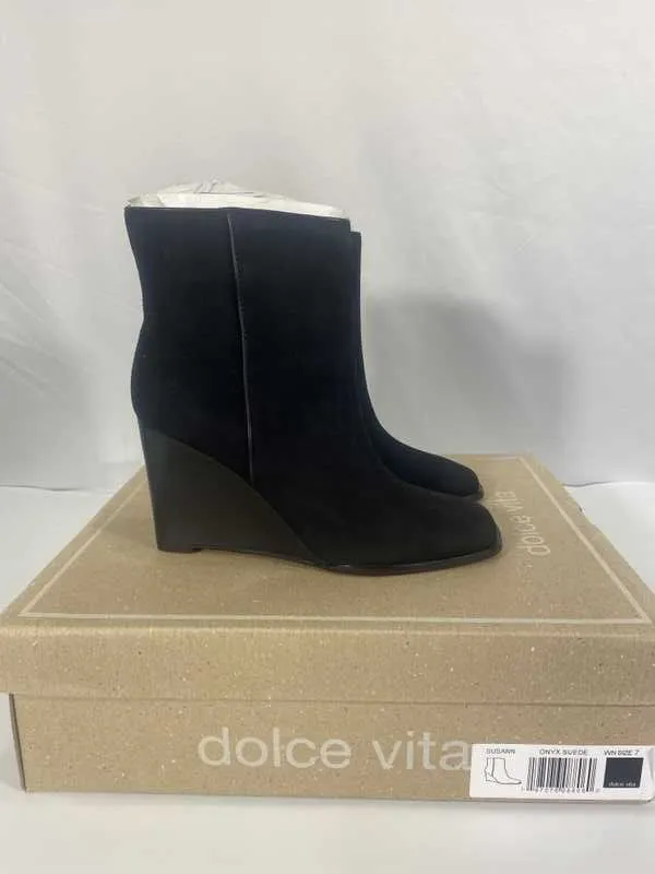SUSANN WIDE BOOTIES ONYX SUEDE - re:vita