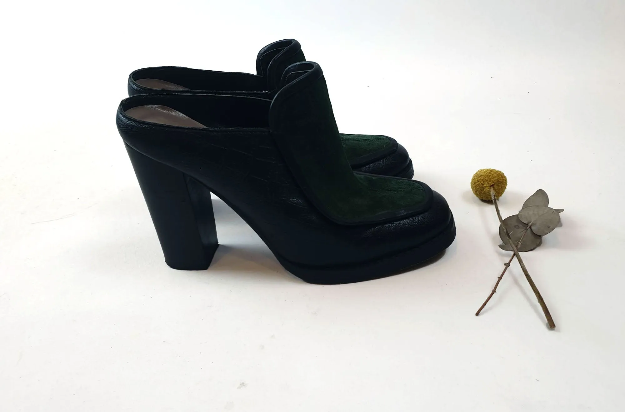 Zomp black and green high heeled shoes size 37.5